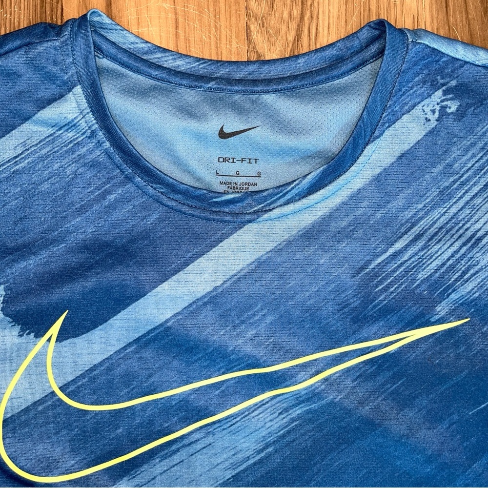 Nike Dri-Fit T-Shirt Adult Large Blue Yellow Swoosh Logo Short Sleeve Tee Mens